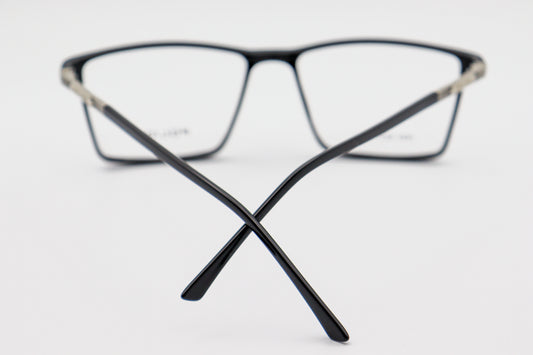 Black 7033 image 1