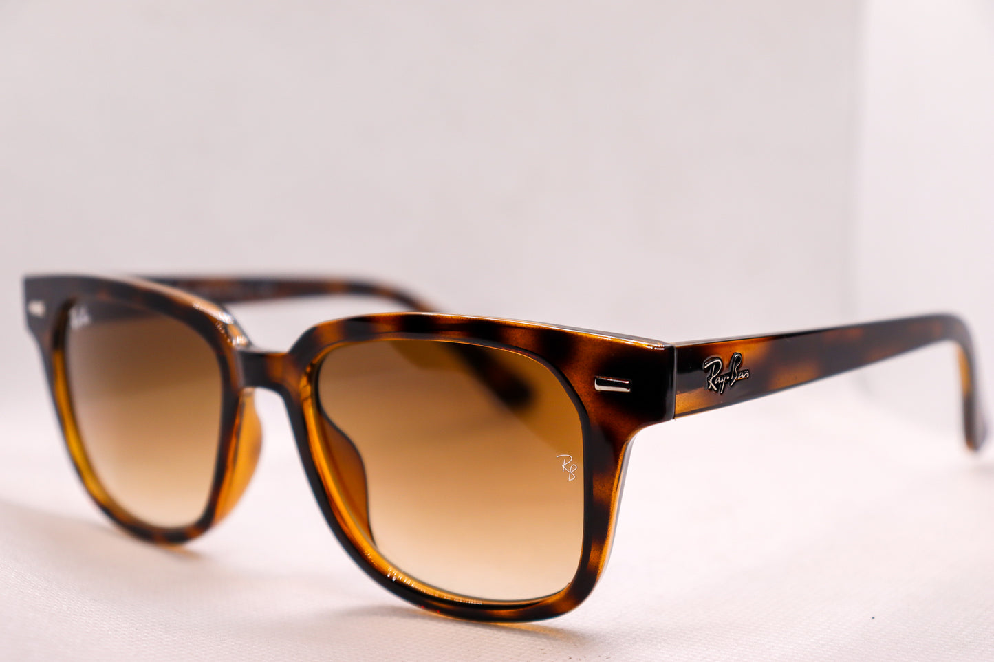 RayBan Tortoise - RB4323