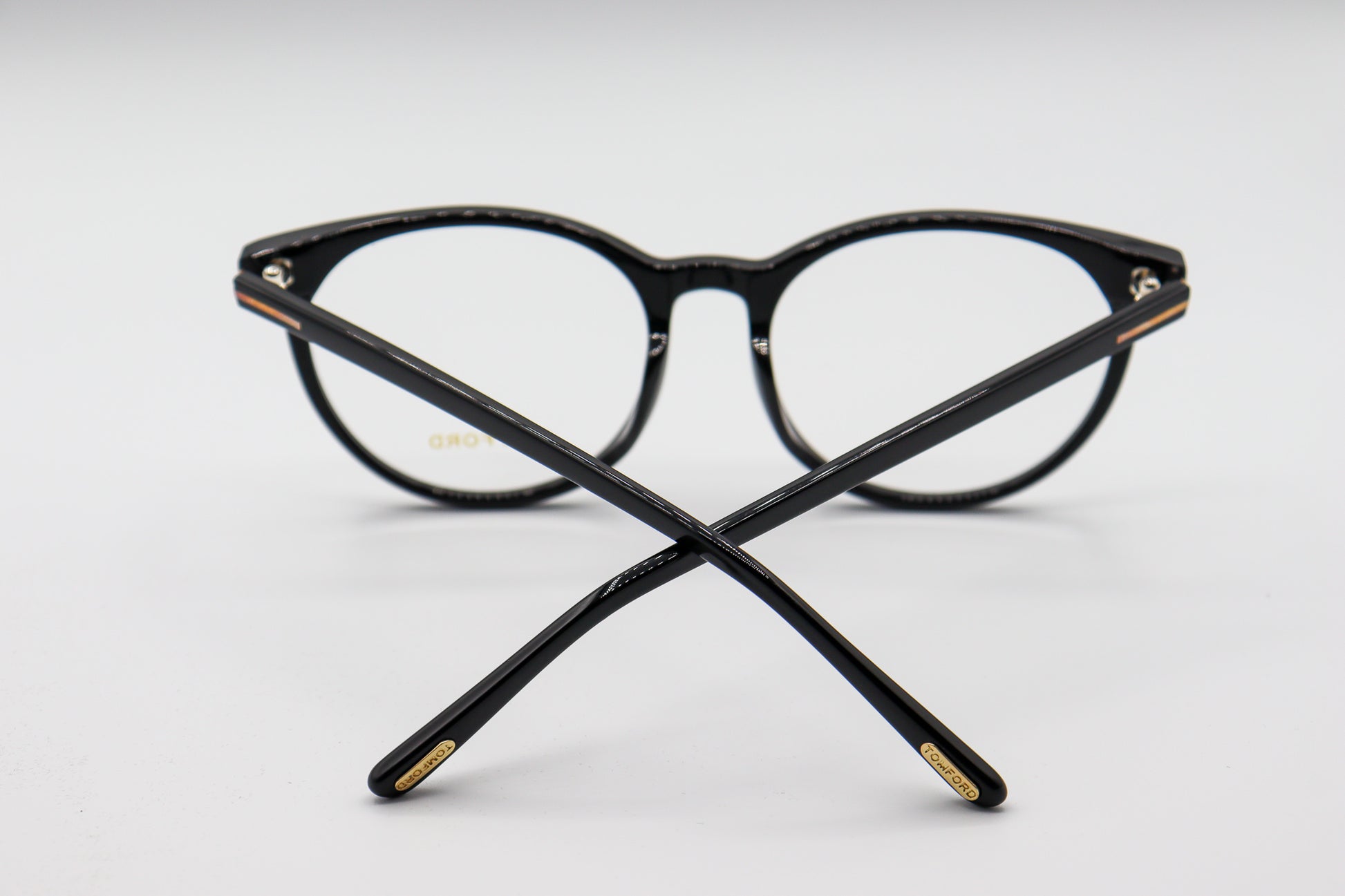 TomFord Round Black-TF5863 image 1