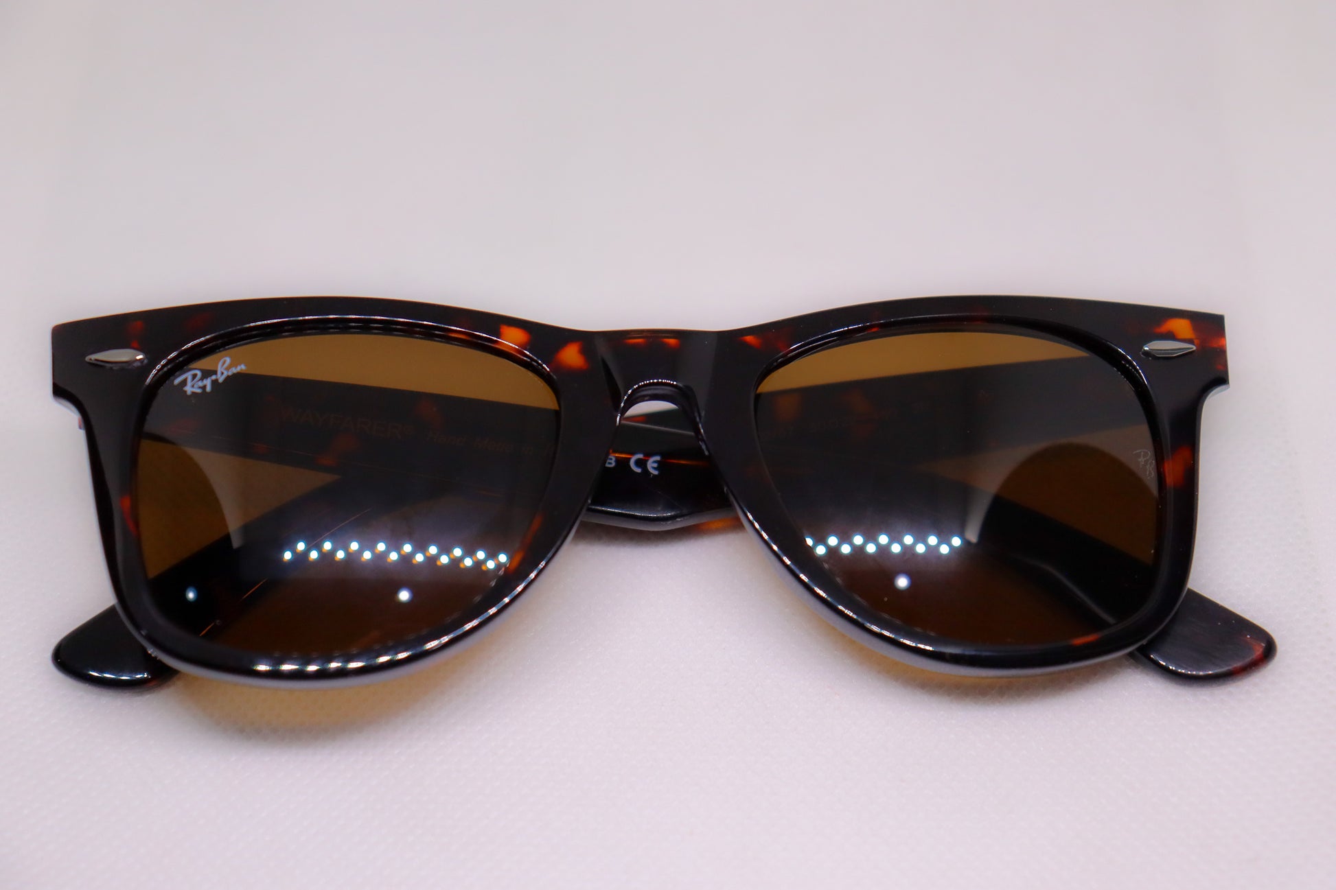RayBan Wayfarer Classic Tortoise RB2140 image 2