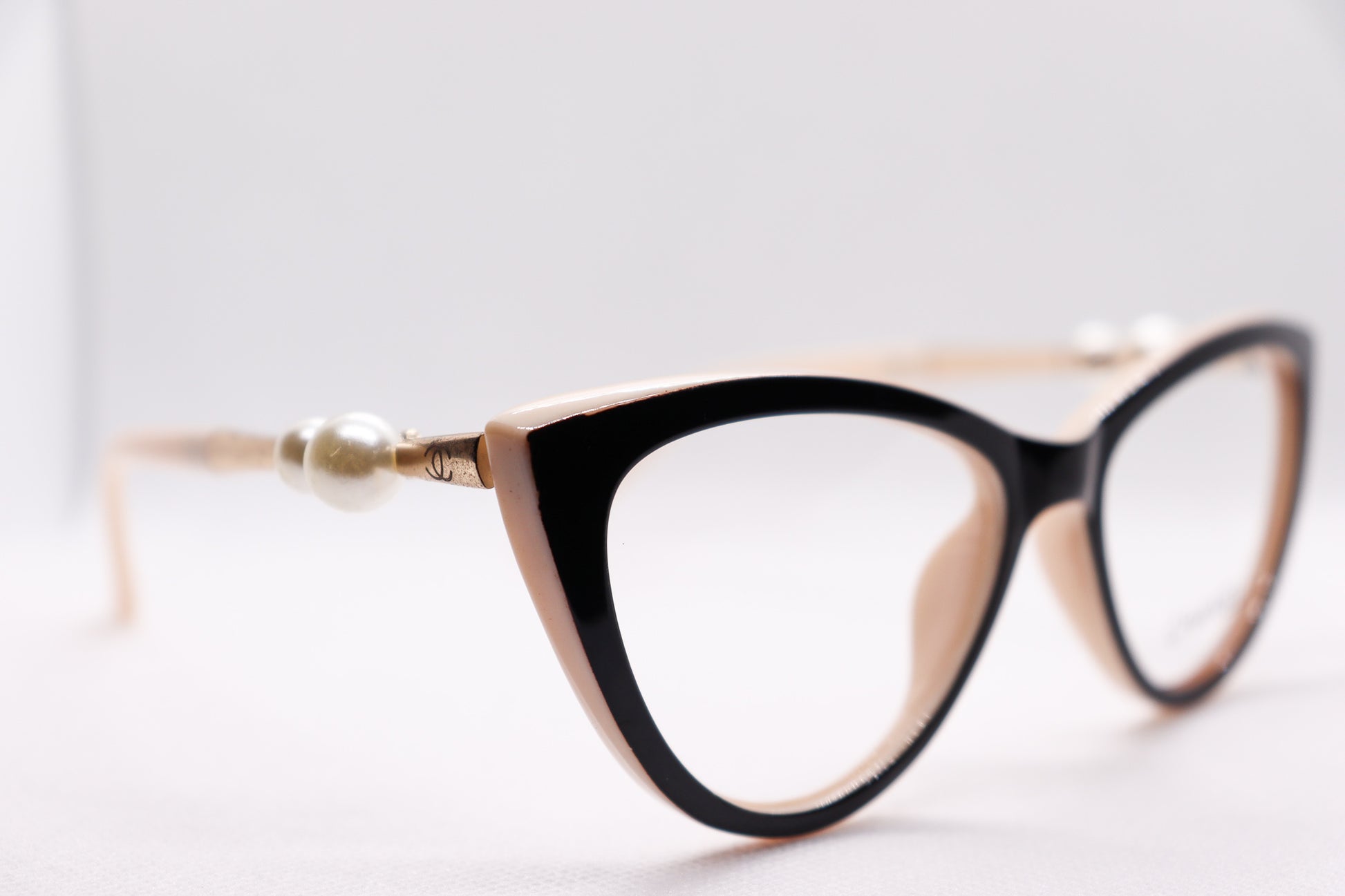 Cat Eye Black & Beige -7840 image 2