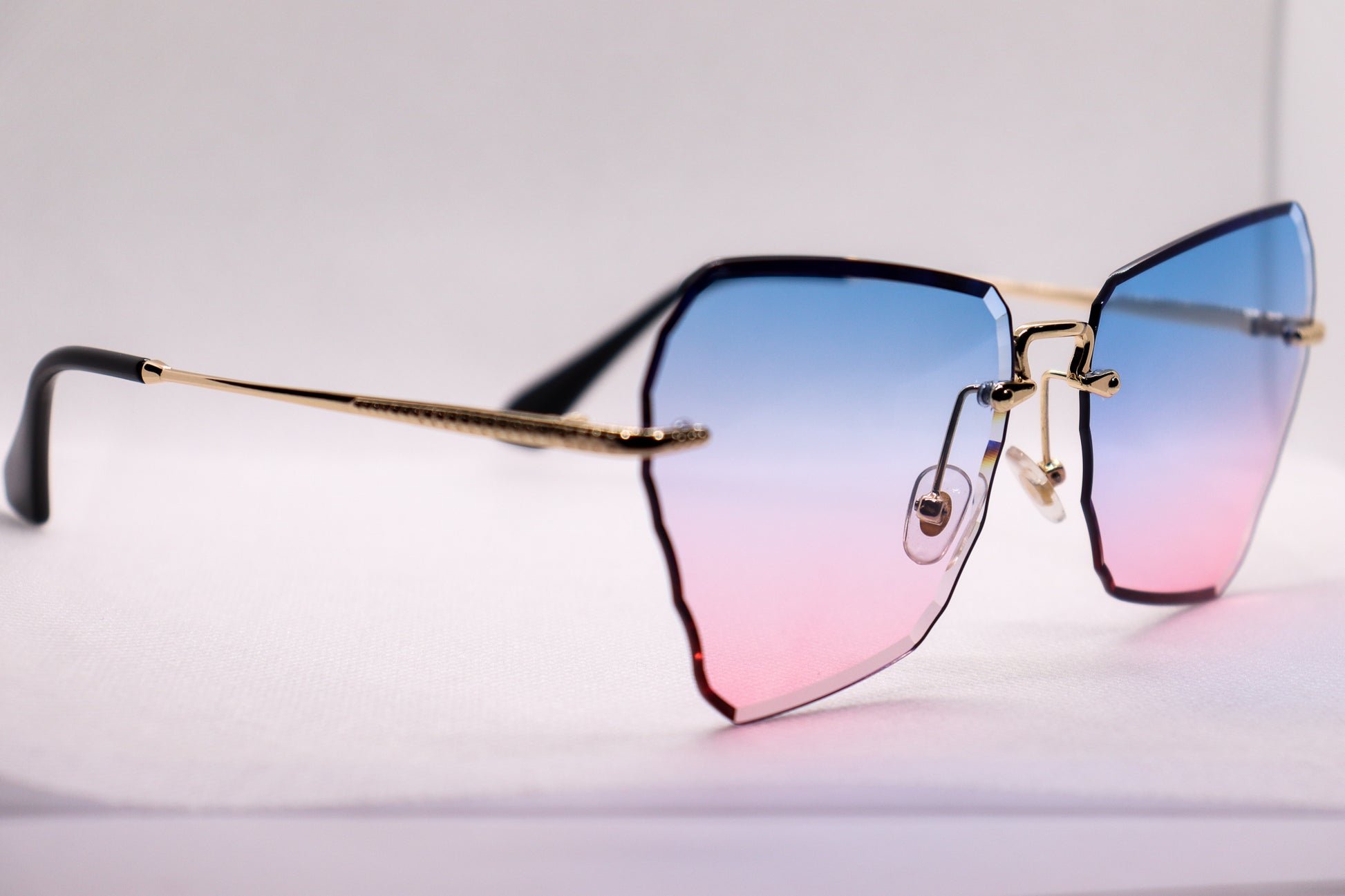 Butterfly Blue Gradient Sunglasses - 3157 image 5