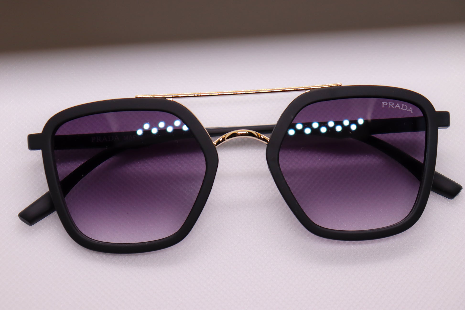 Black & Gold Sunglasses - 6923 image 6