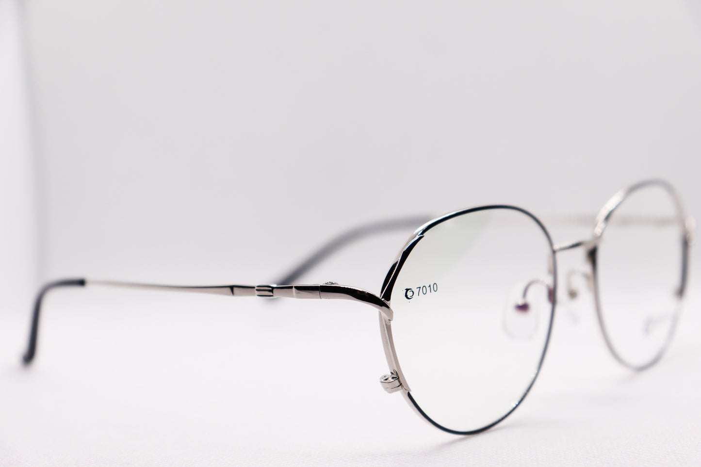 Oval Silver & Black Eyeglasses - 7408 image 2