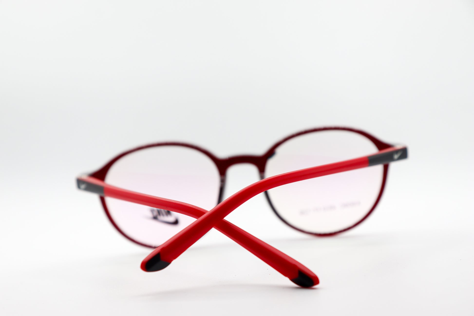 Round Red Kids Frame- 909C image 2