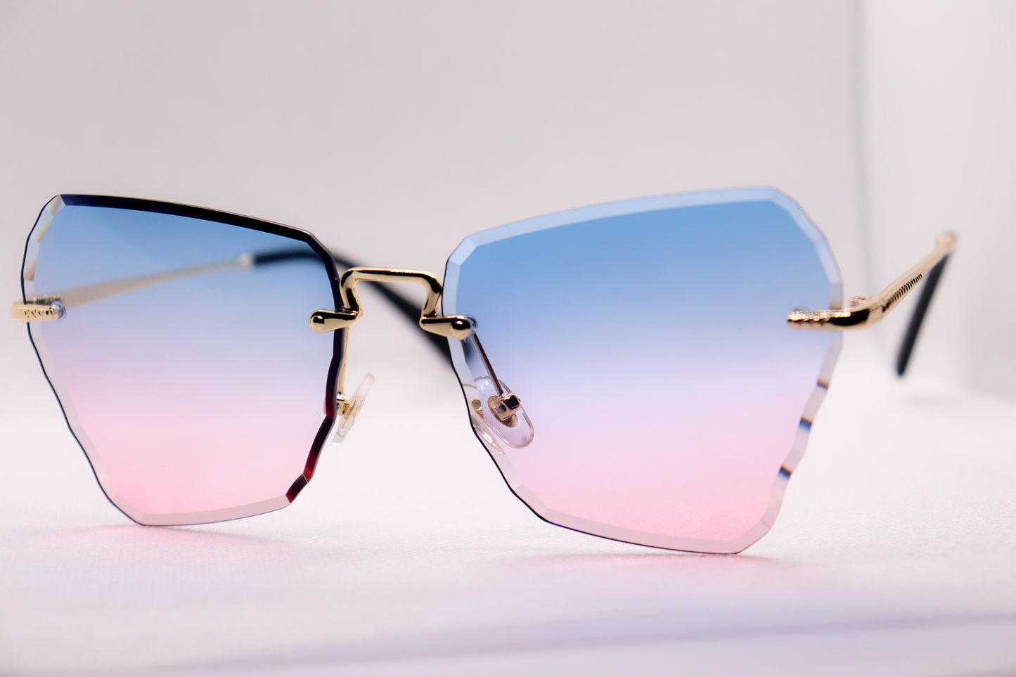Butterfly Blue Gradient Sunglasses - 3157 image 2
