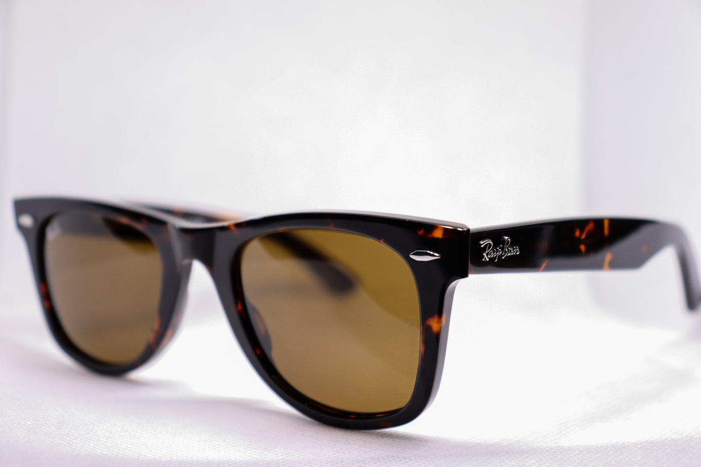 RayBan Wayfarer Classic Tortoise RB2140 image 3