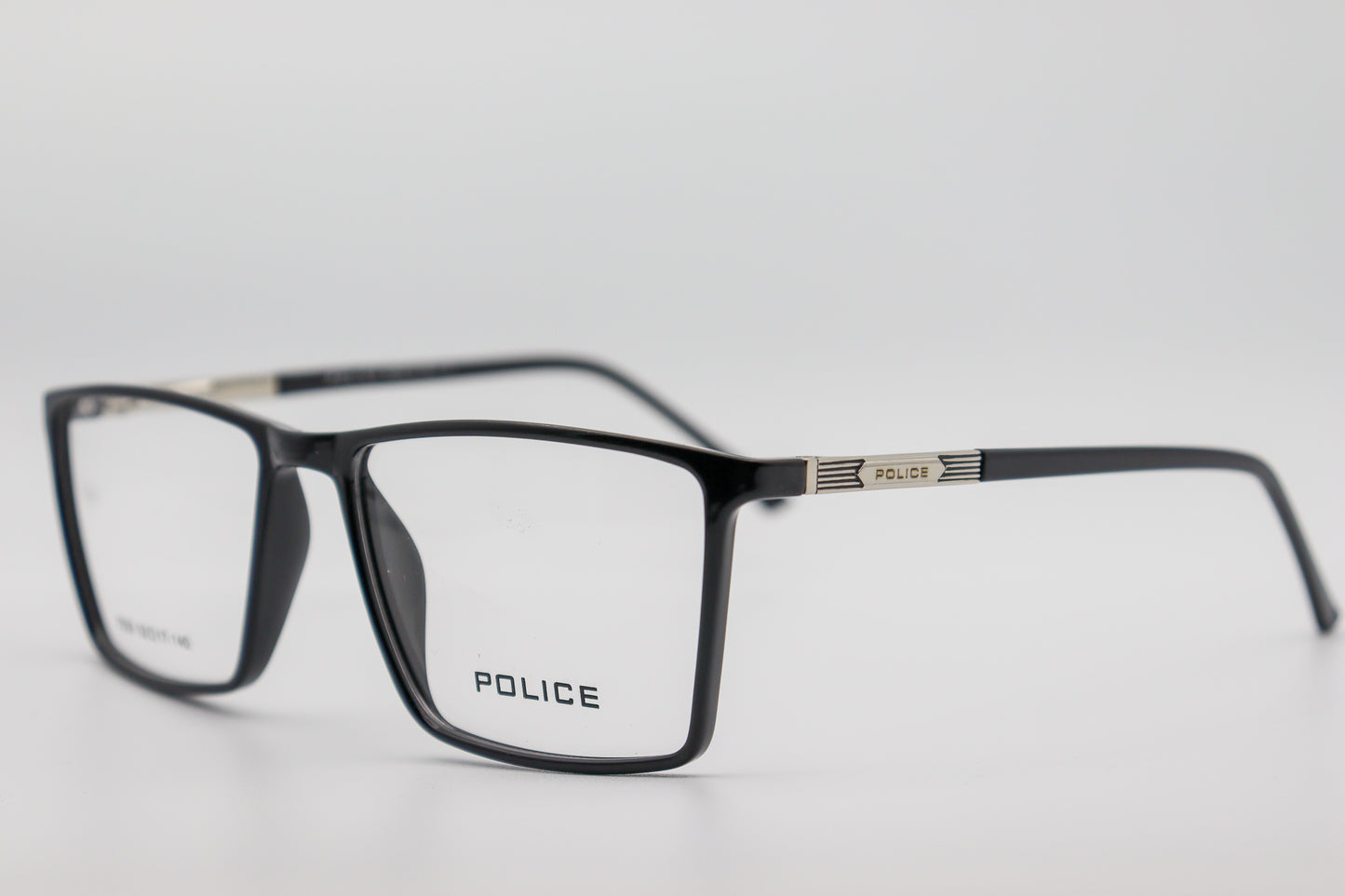 Black 7033 image 3