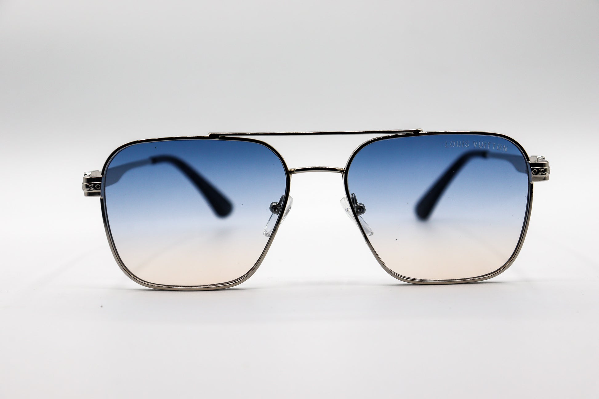 Louis Vuitton Double Bridge Grey-1121 image 0