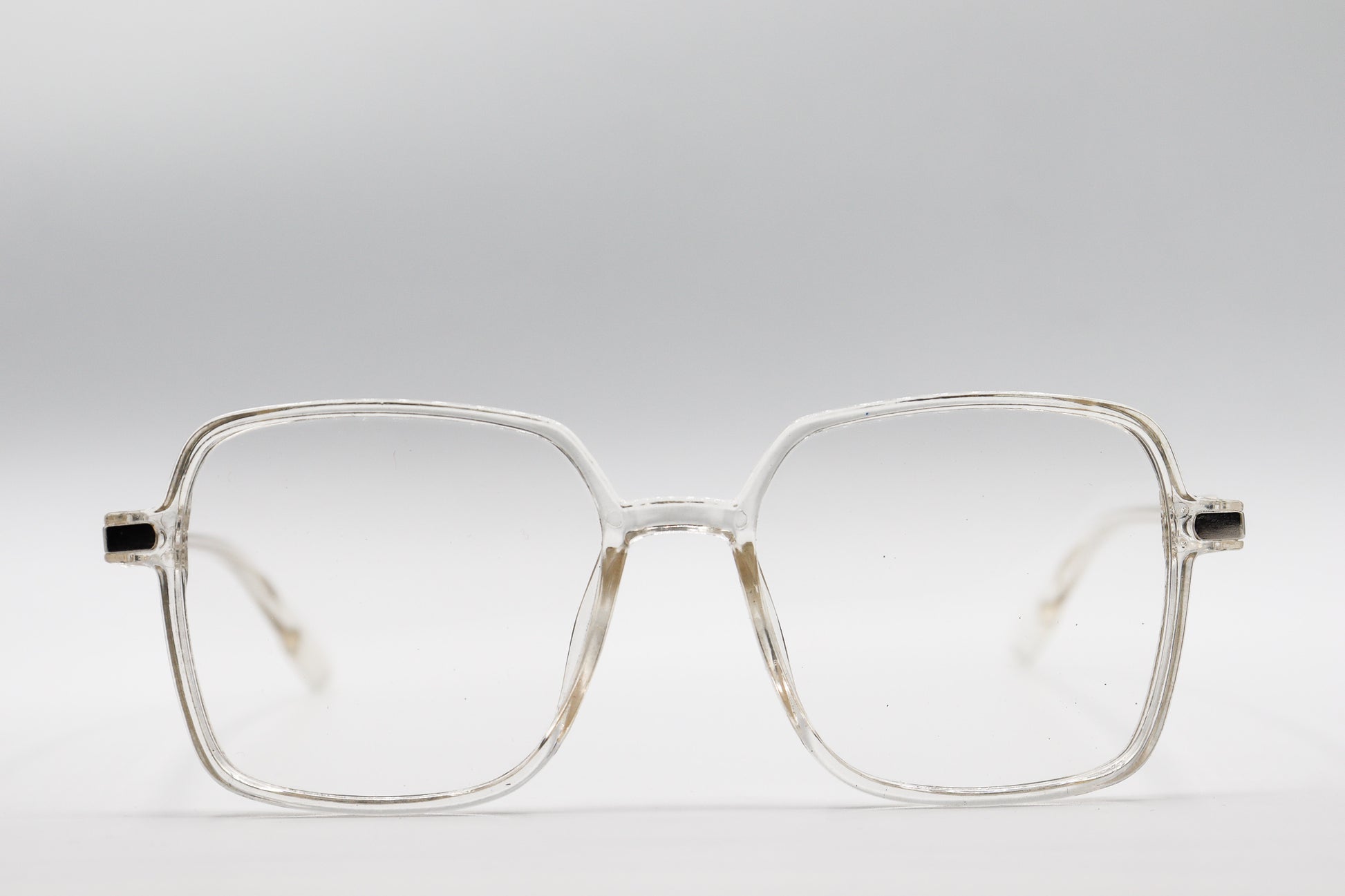Classy Square Translucent - W0901 image 0
