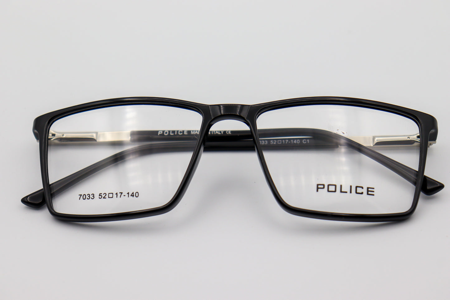 Black 7033 image 4