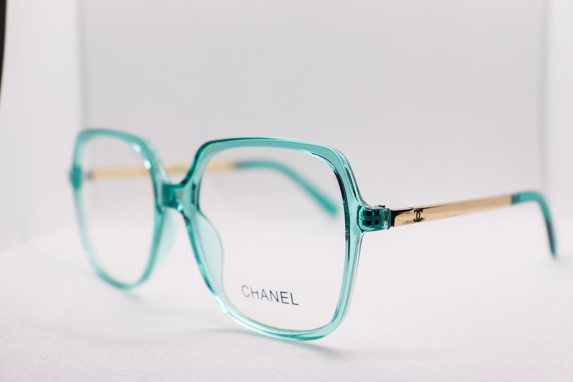 Oversized Translucent Green - 8615 image 1