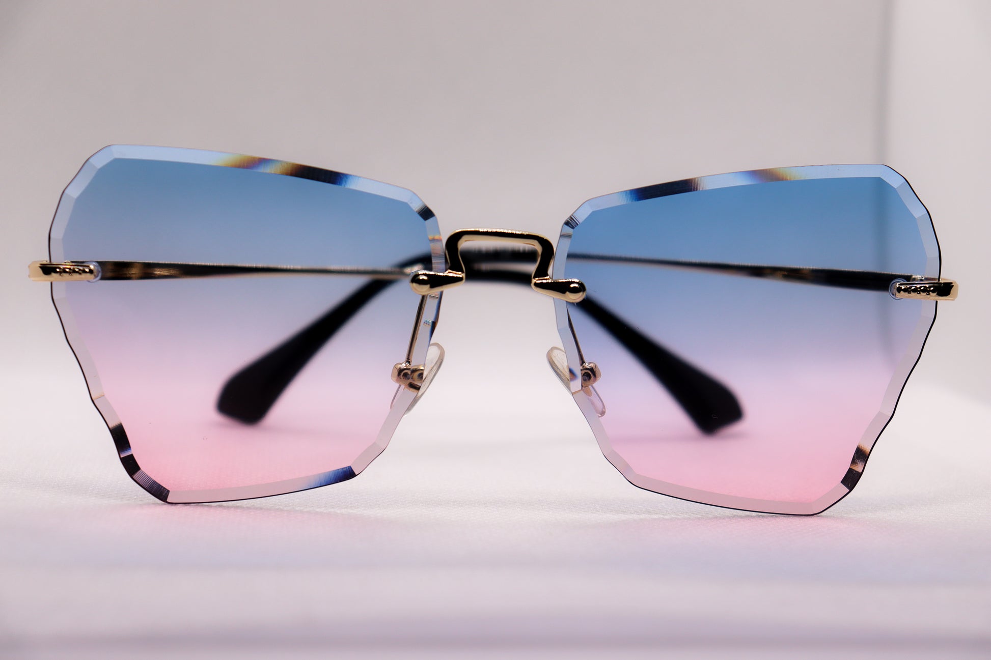 Butterfly Blue Gradient Sunglasses - 3157 image 7