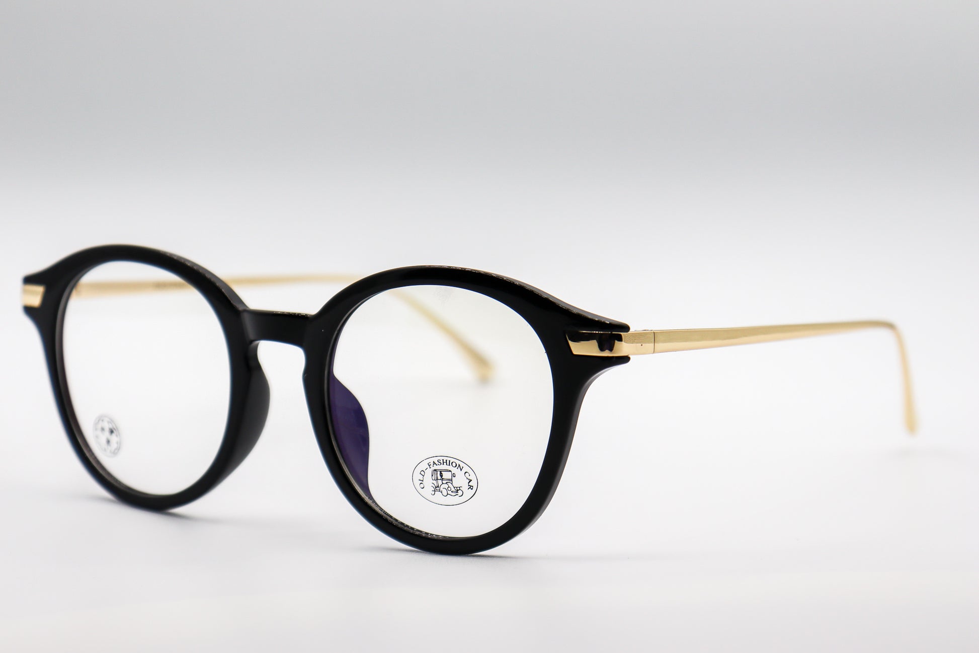 Round Bold Black & Gold - CH2601 image 3