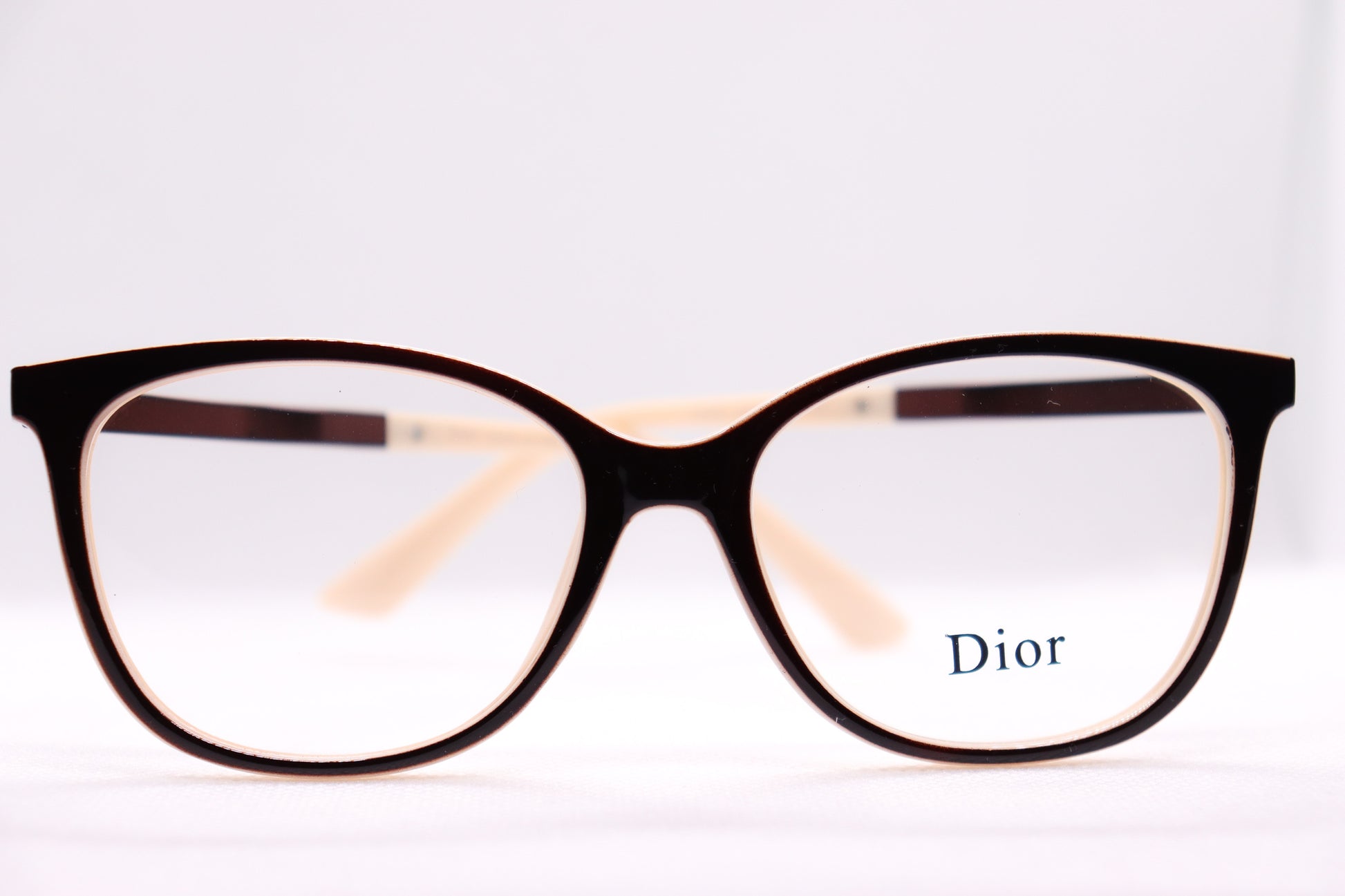 Offwhite and Brown - 8897 image 3