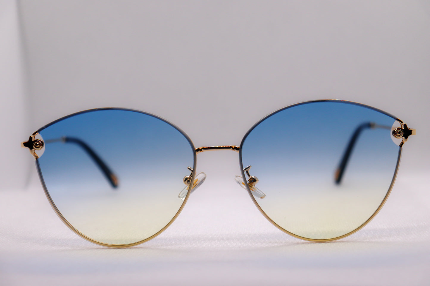 Winged Gradient Blue Sunglasses - 7331 image 1