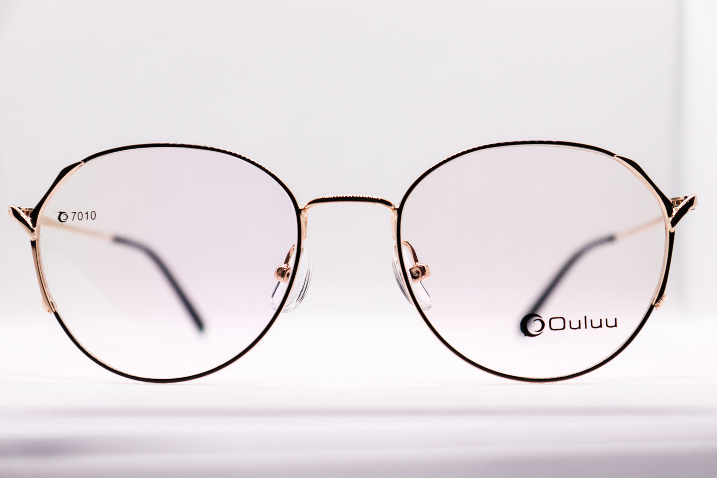 Oval Black & Gold Eyeglasses - 7408 image 0