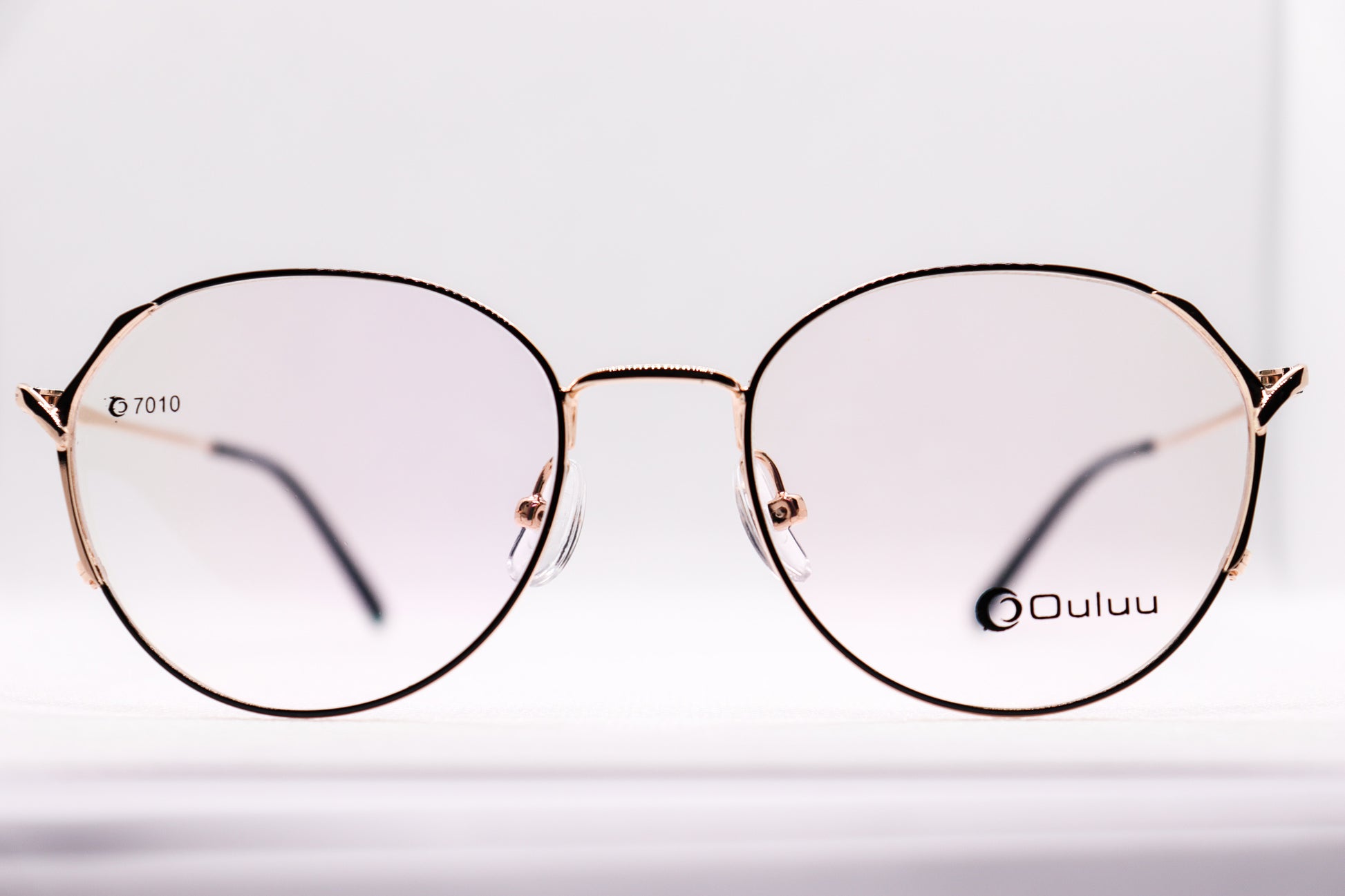 Oval Black & Gold Eyeglasses - 7408 image 0