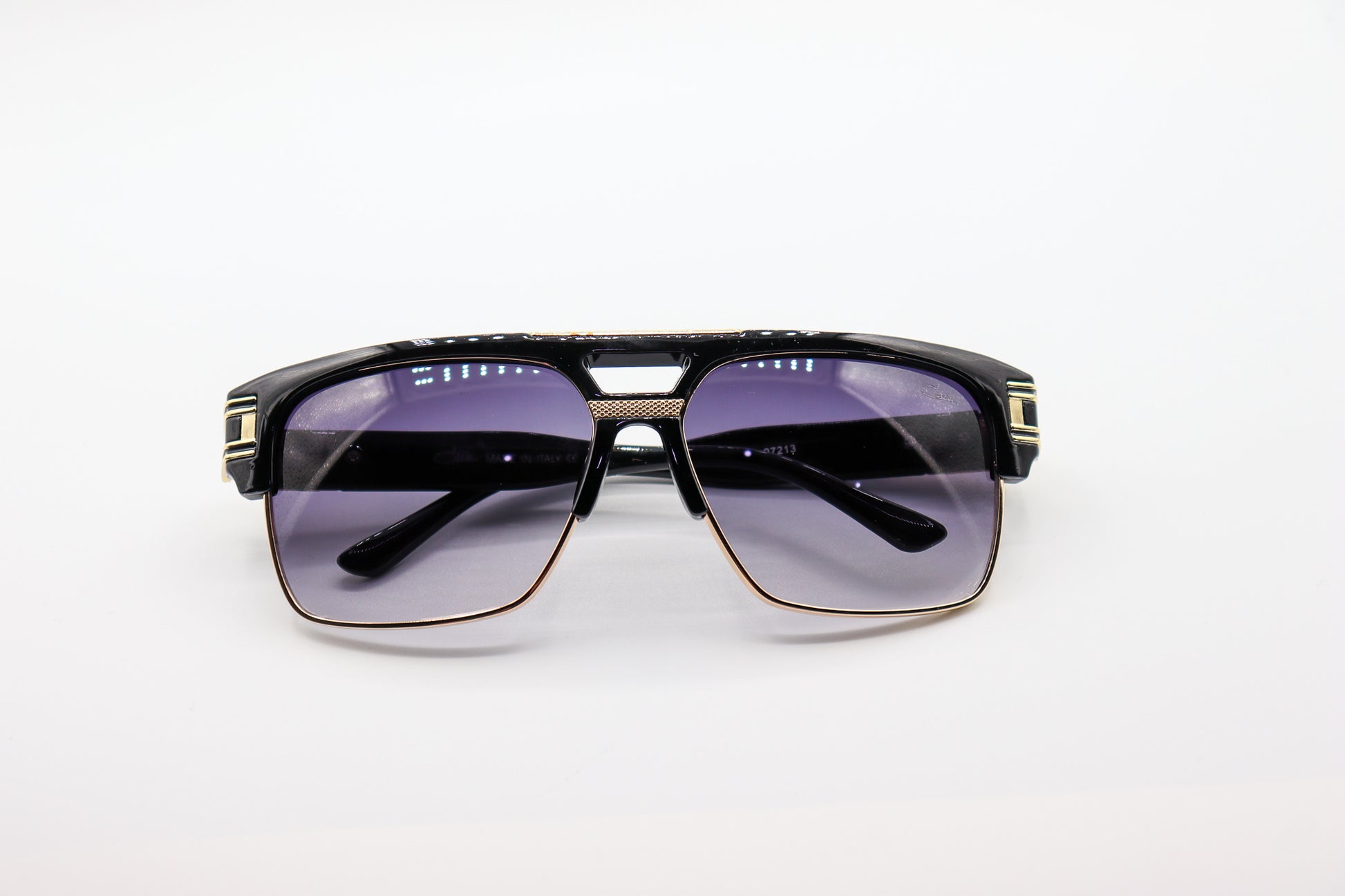 Black & Gold-97213 image 5