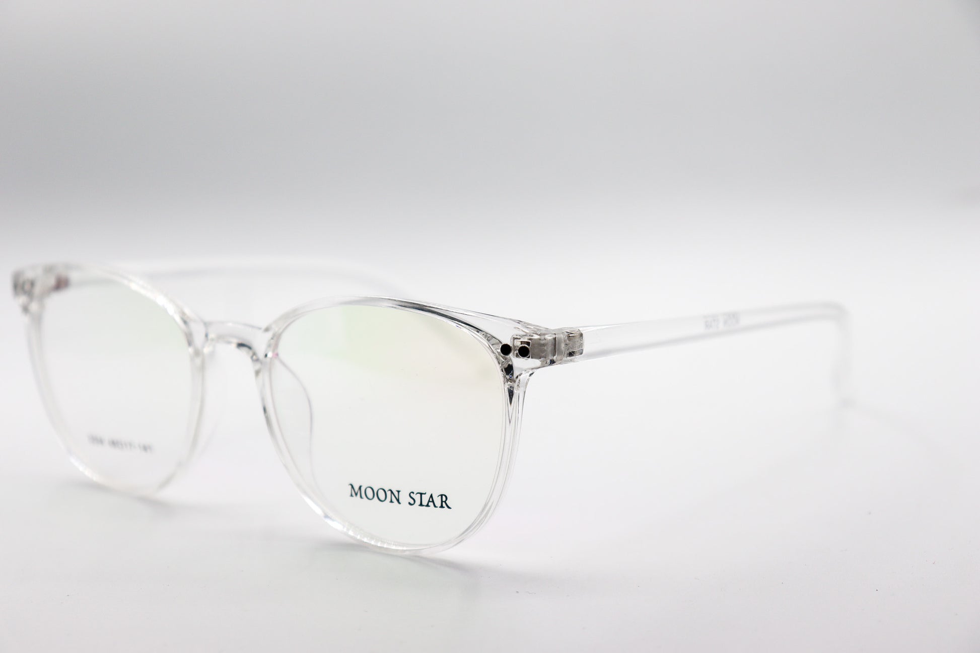 Classy translucent-3204 image 3