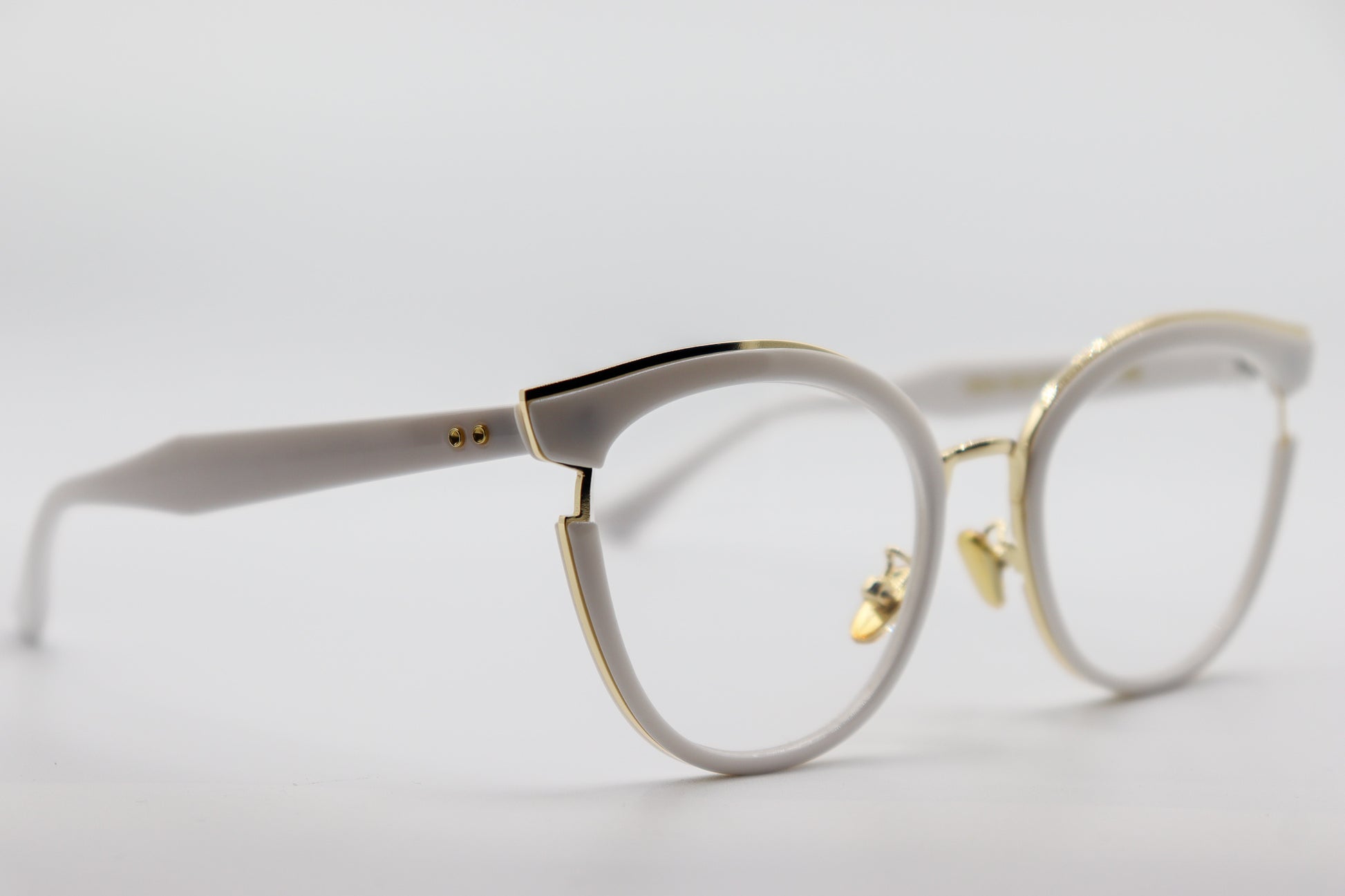 Cat Eye White-97551