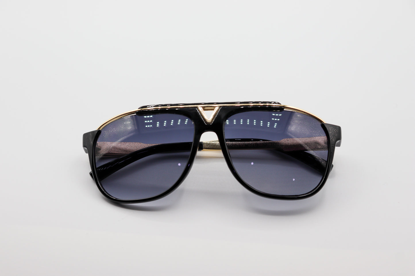 LV Black & Gold-LV 0748 image 5