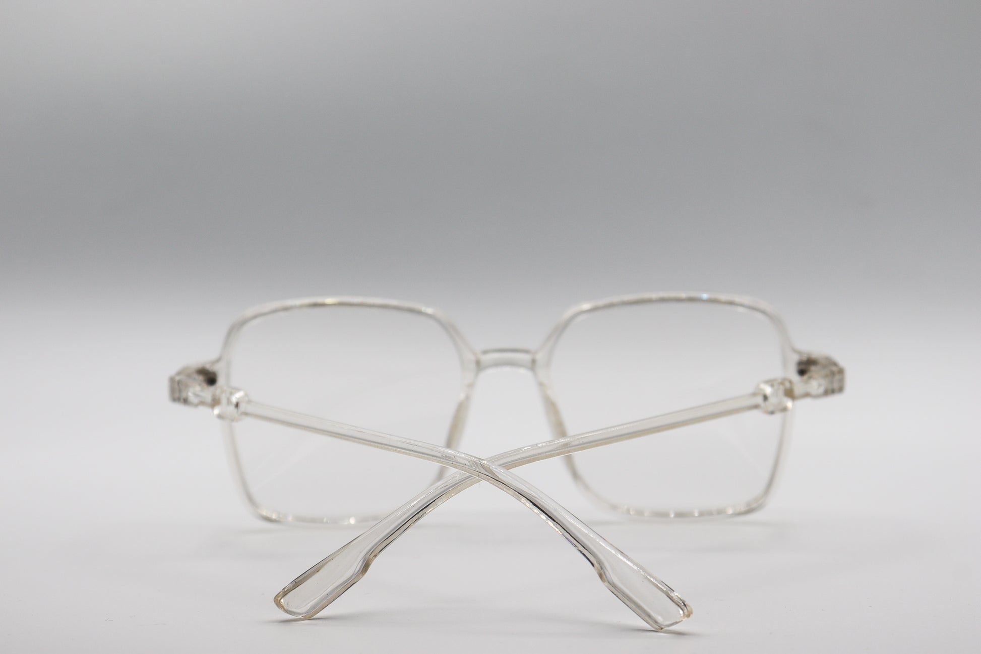 Classy Square Translucent - W0901 image 2