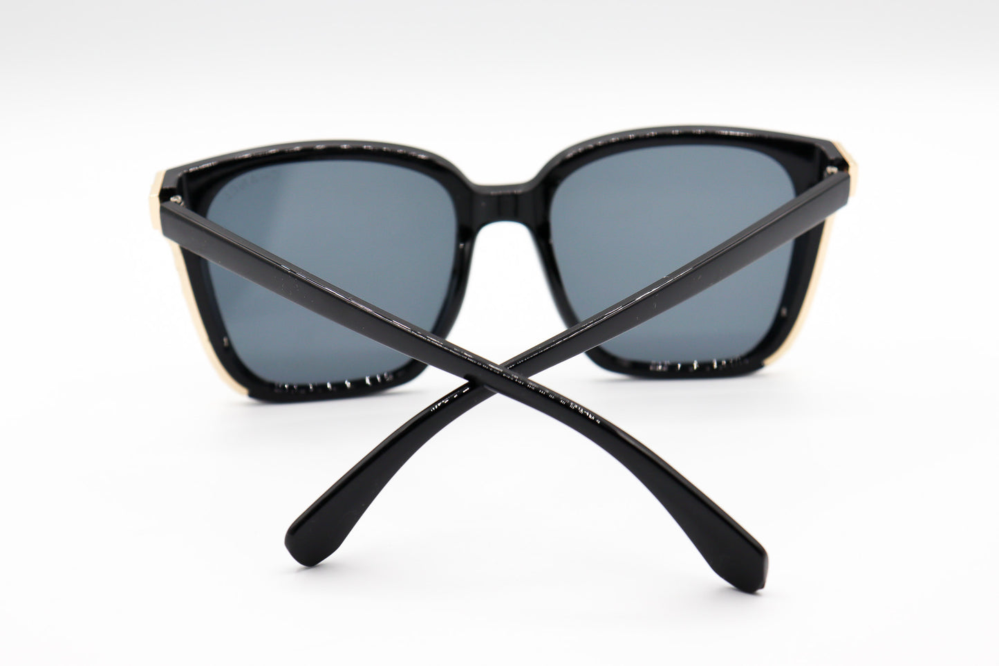Chanel Oversized Black & Gold - A1111 image 2