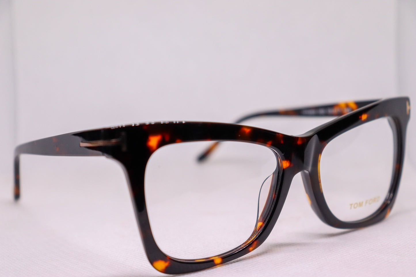 TomFord Winged Cheetah - TF5863C image 4