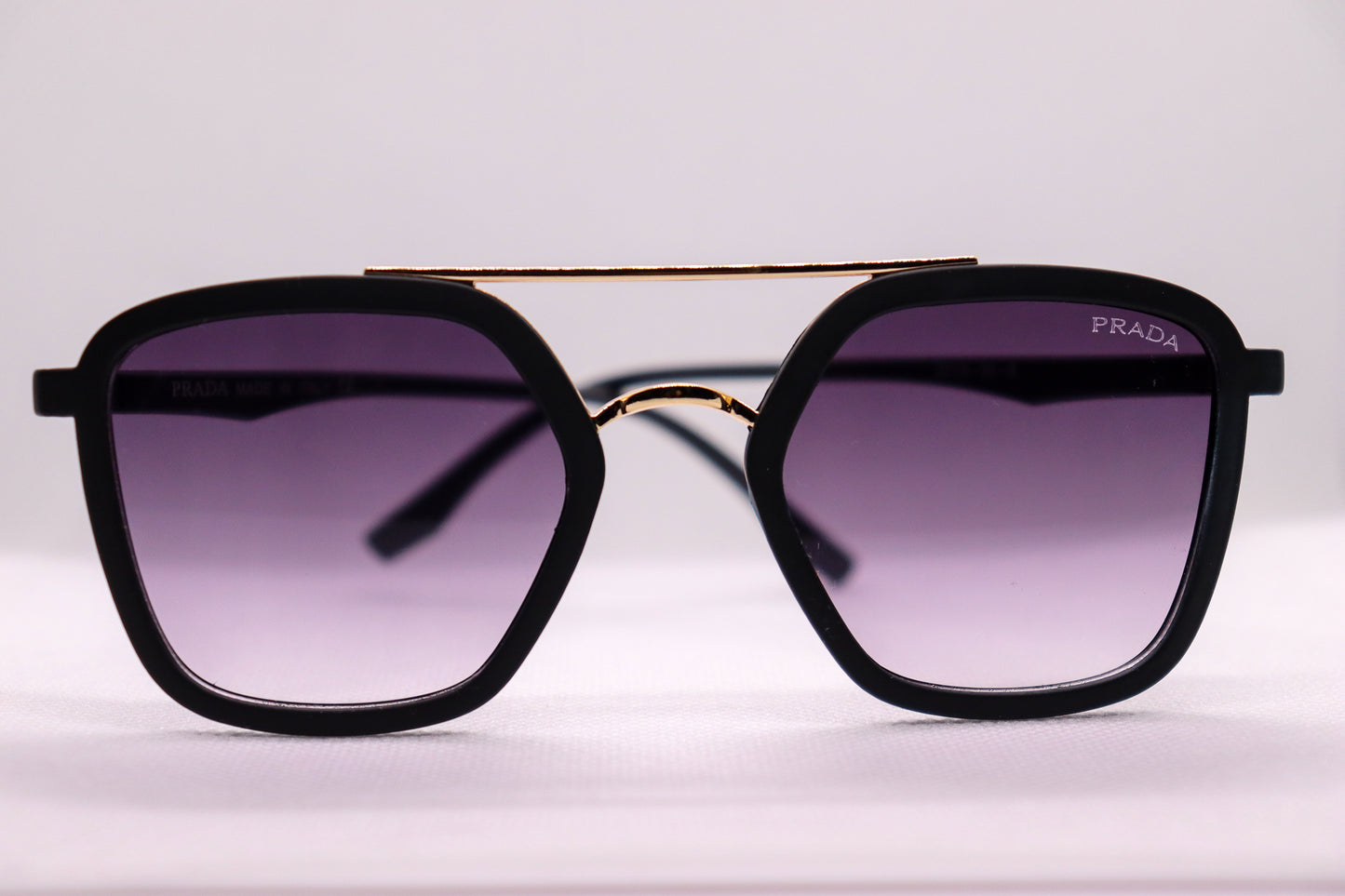Black & Gold Sunglasses - 6923 image 4