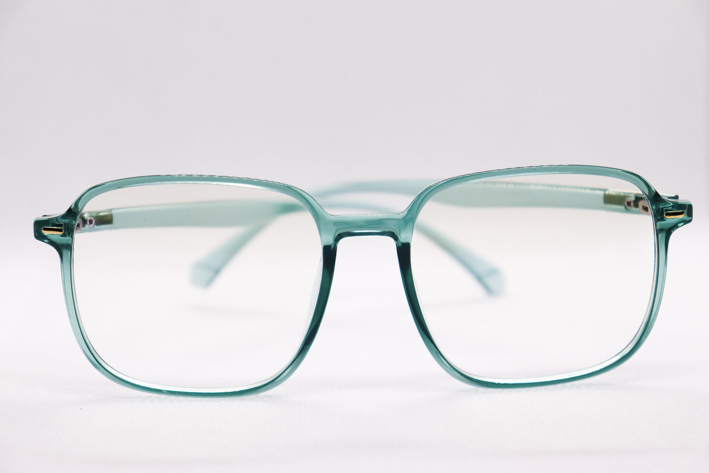 Square Green - 3355 image 1