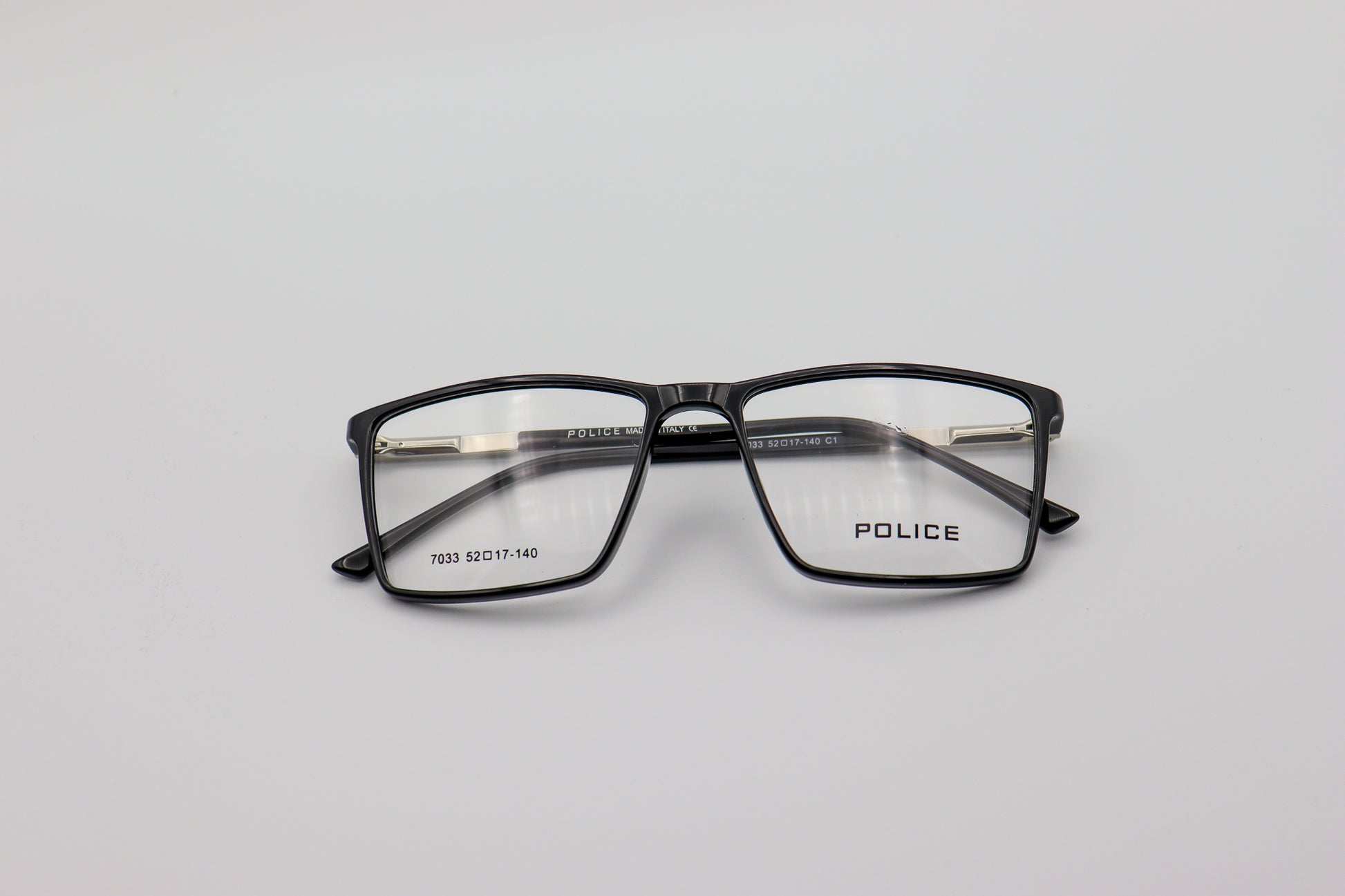 Black 7033 image 5