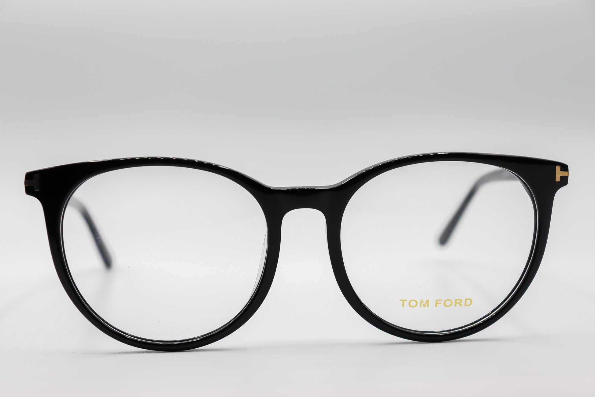TomFord Round Black-TF5863 image 0