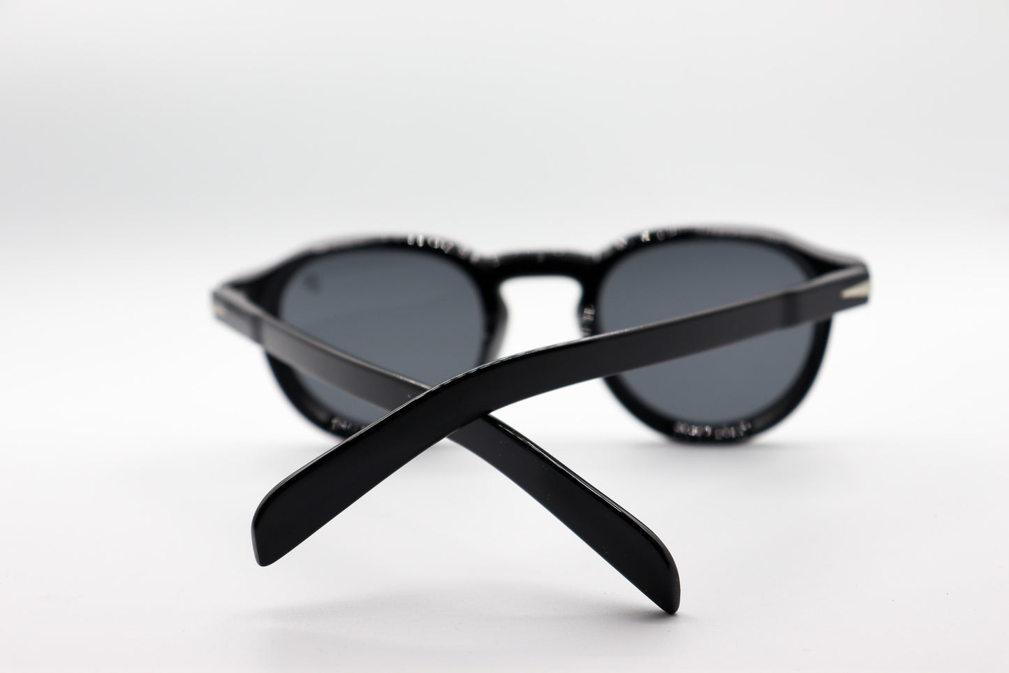 David Beckham Black Round -DB5255 image 1