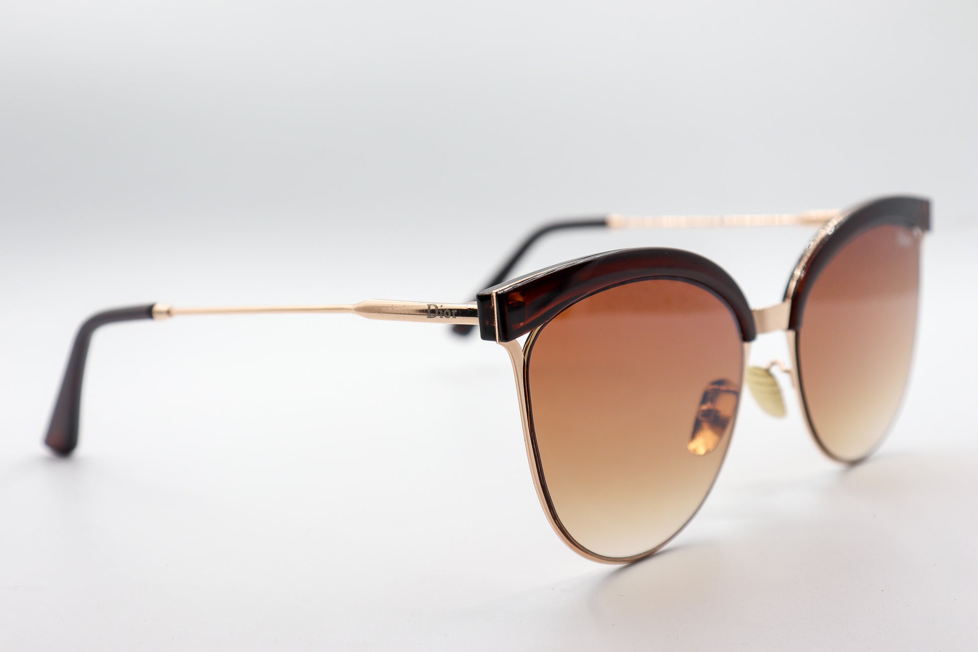 Dior Winged Brown-D6001 image 2