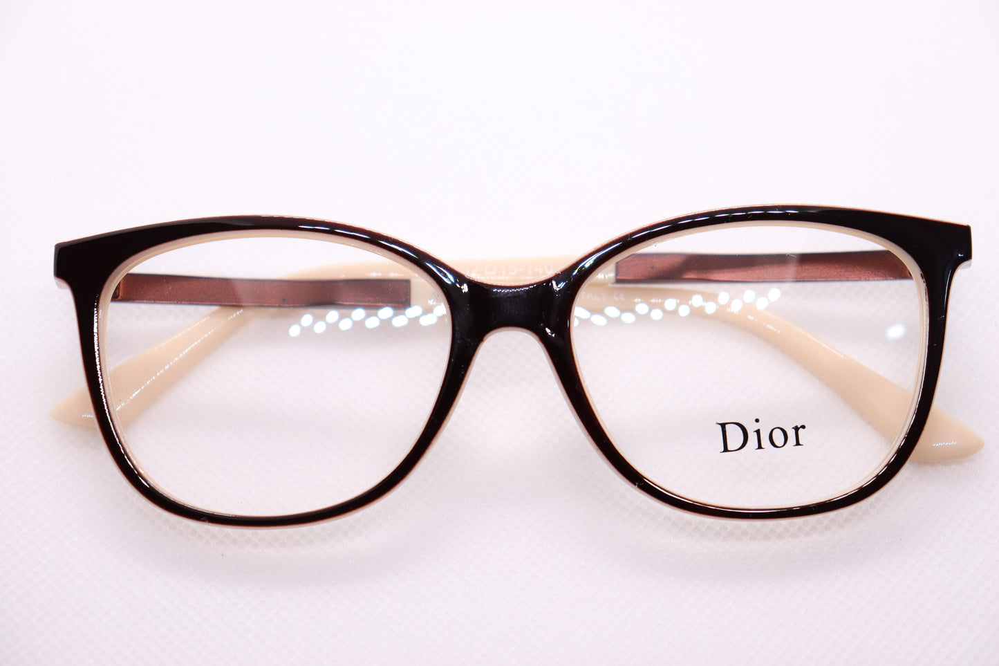Offwhite and Brown - 8897 image 5