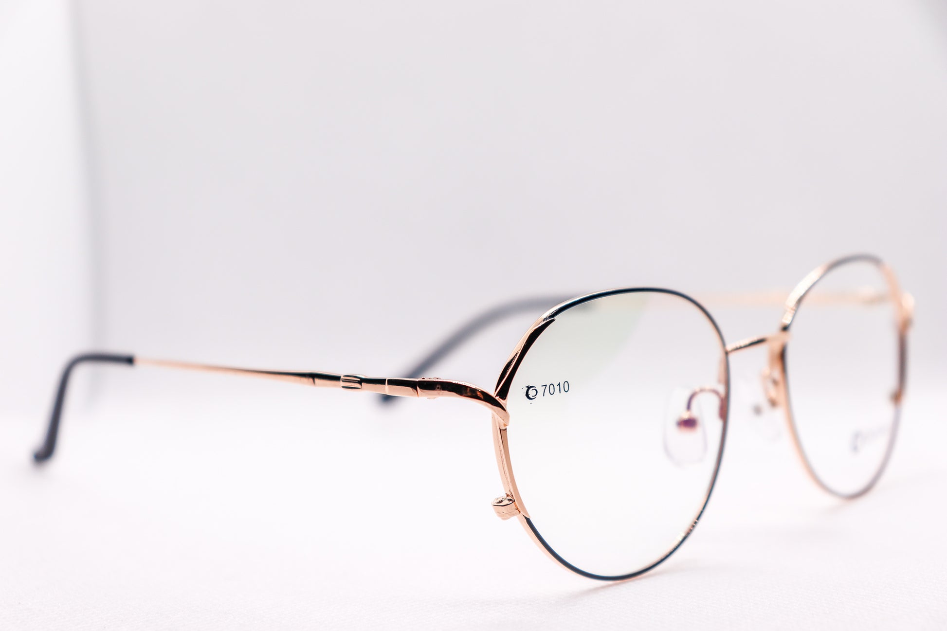 Oval Black & Gold Eyeglasses - 7408 image 2
