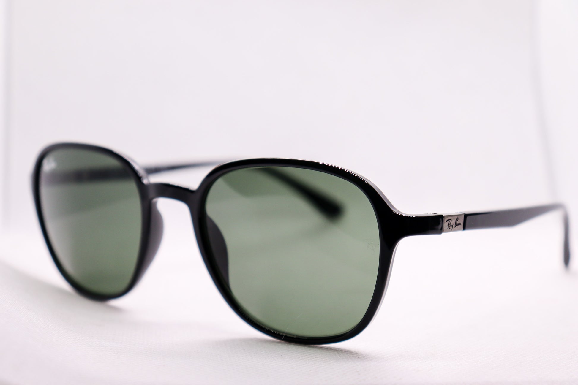 RayBan Round Black & Green - RB4341 image 5