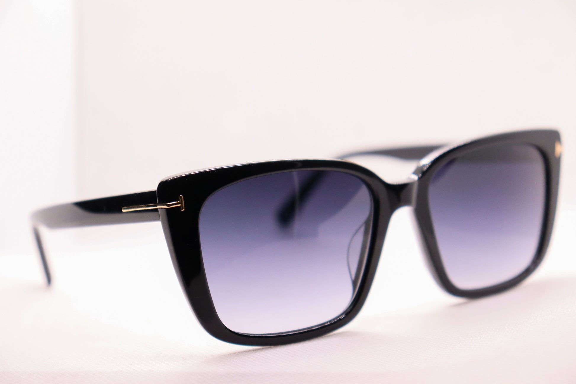 Tom Ford Scarlet - FT0920 image 4
